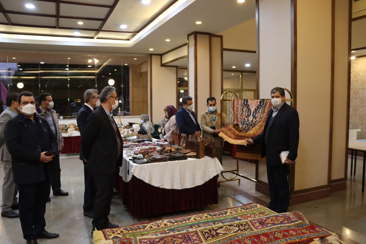 افتتاح بازارچه صنایع‌دستی نوروزی در هتل پردیسان مشهد